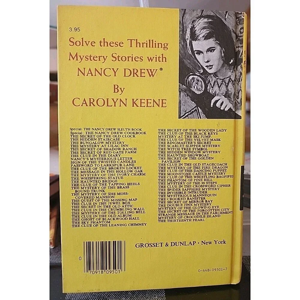NANCY DREW THE SECRET OF THE OLD CLOCK #1 by Carolyn Keene 1959 vintage READ